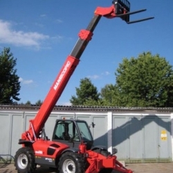 MANITOU-MT-1637-2-568x725